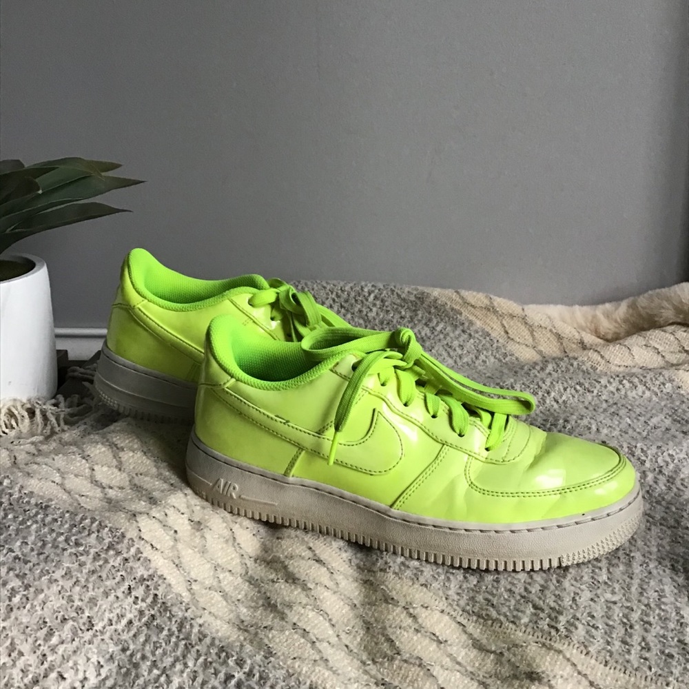 Nike Neon Green Air Force 1